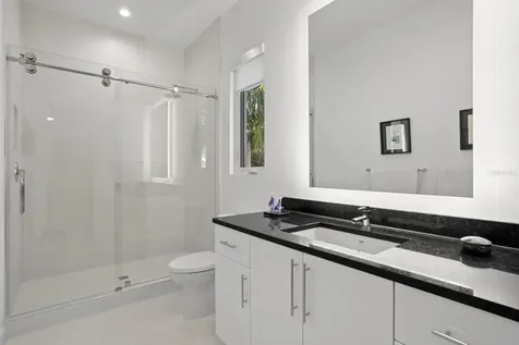 720 16th Avenue NE St Petersburg FL 33704