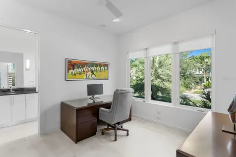 720 16th Avenue NE St Petersburg FL 33704