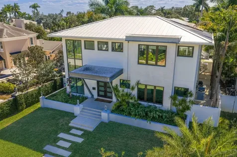 720 16th Avenue NE St Petersburg FL 33704