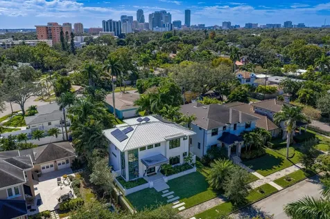 720 16th Avenue NE St Petersburg FL 33704
