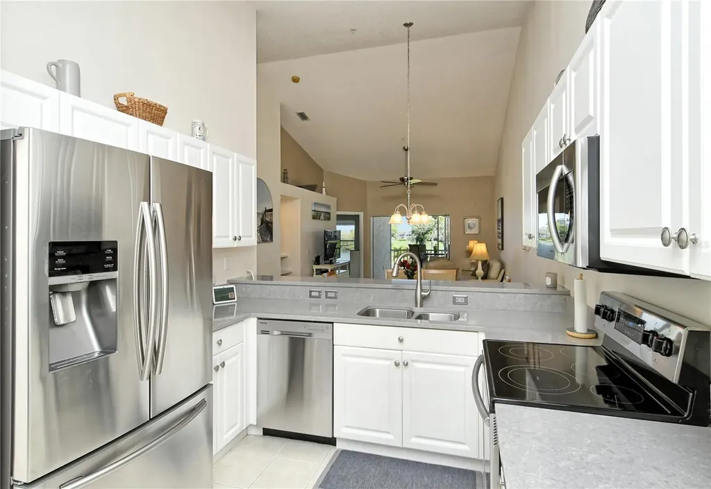 5320 Hyland Hills Avenue Sarasota FL 34241