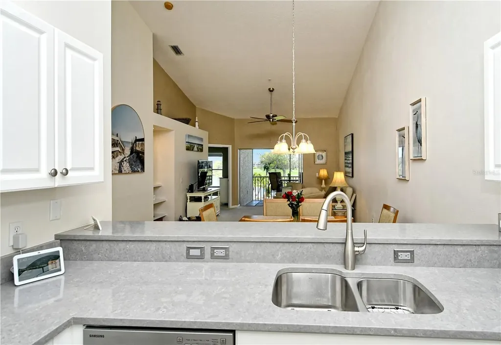 5320 Hyland Hills Avenue Sarasota FL 34241