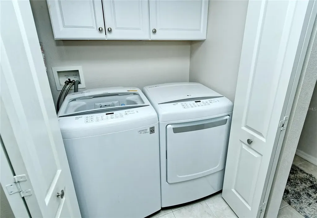 5320 Hyland Hills Avenue Sarasota FL 34241