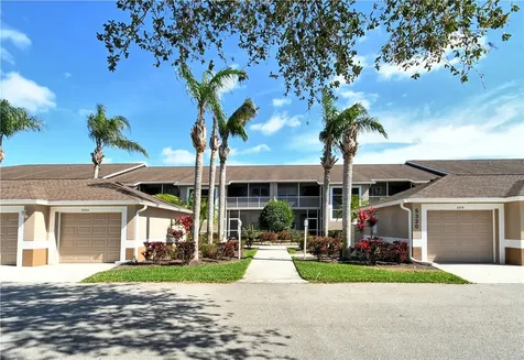 5320 Hyland Hills Avenue Sarasota FL 34241