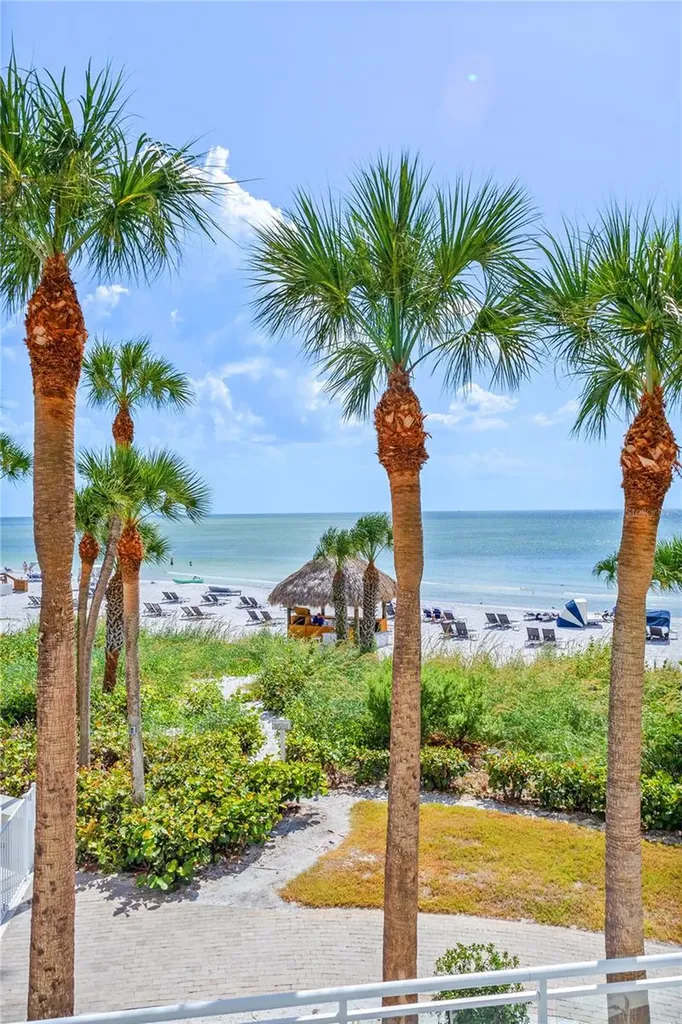 230 Sands Point Road Longboat Key FL 34228