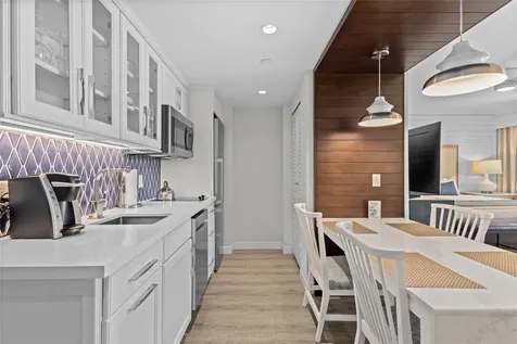 230 Sands Point Road Longboat Key FL 34228