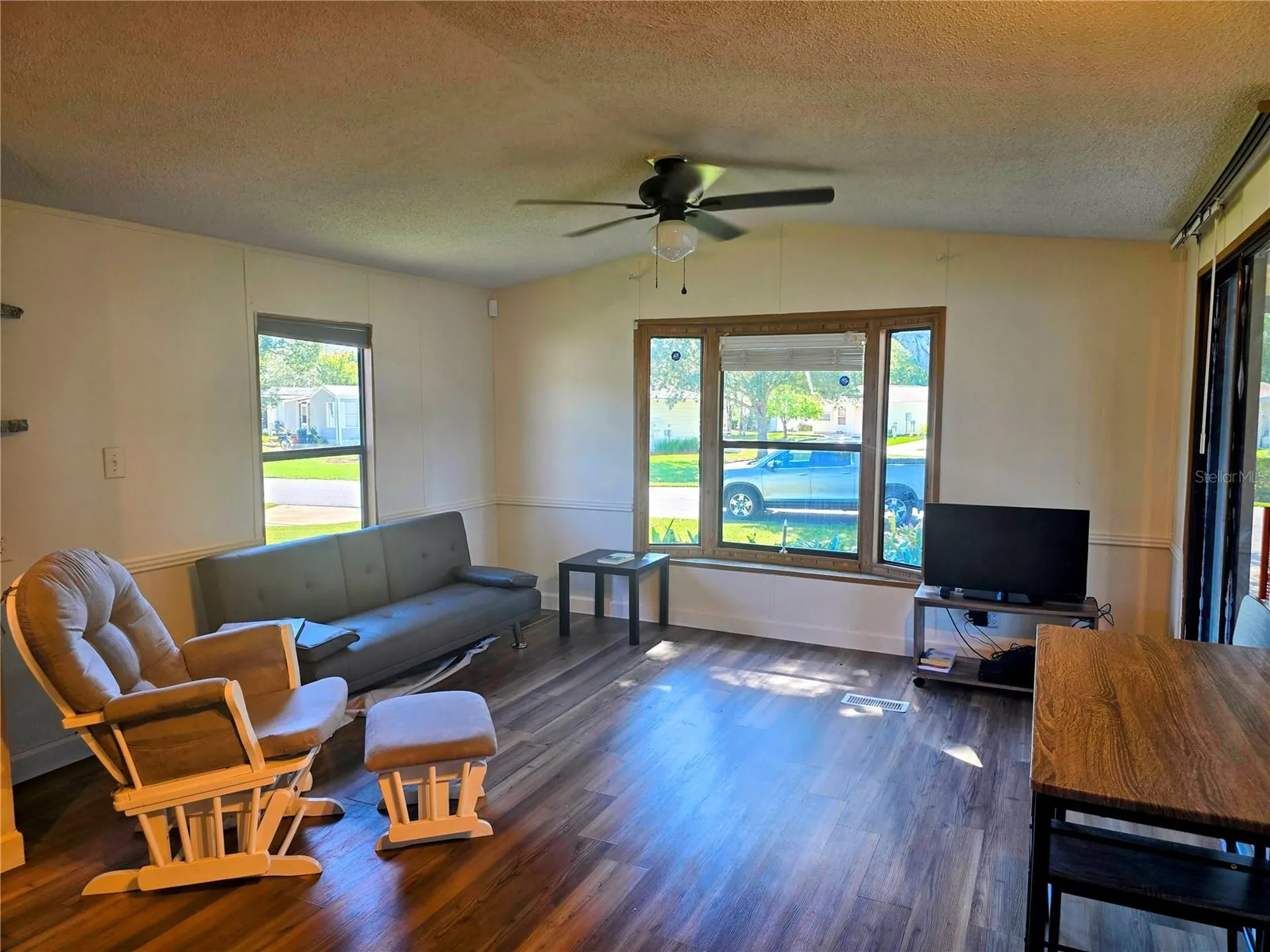 615 NE Cottage Park Lane Leesburg FL 34748