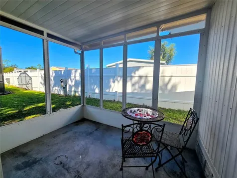 615 NE Cottage Park Lane Leesburg FL 34748