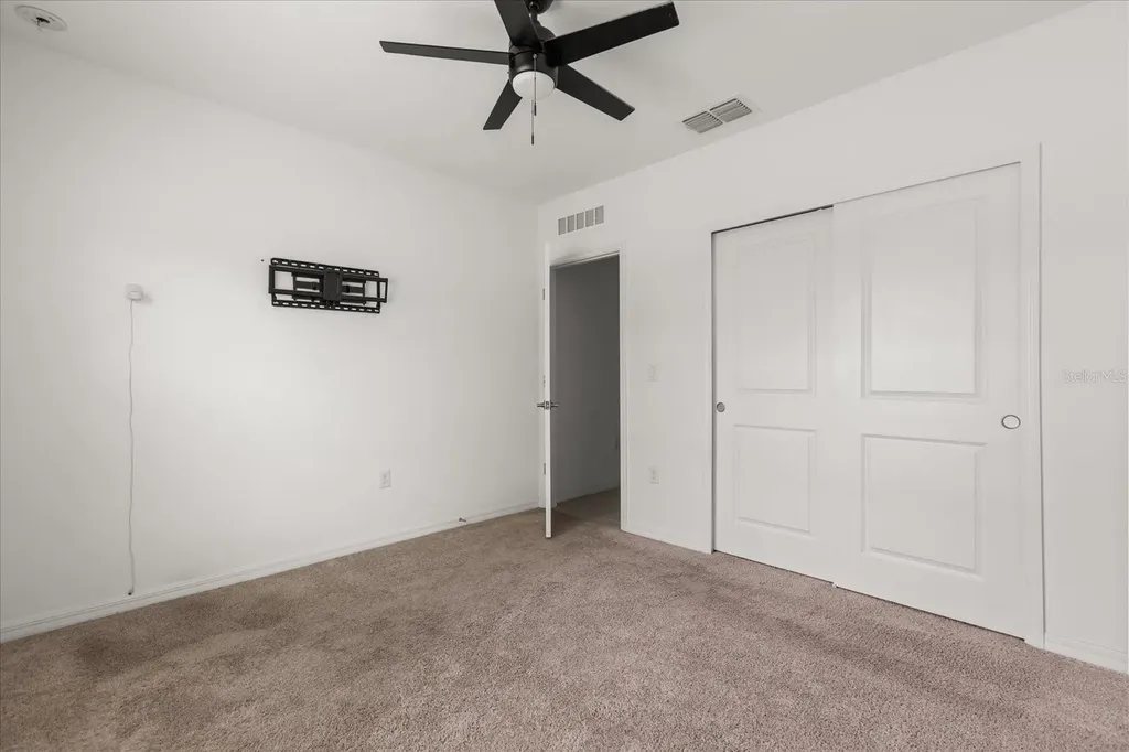 1138 Calico Pointe Circle Groveland FL 34736