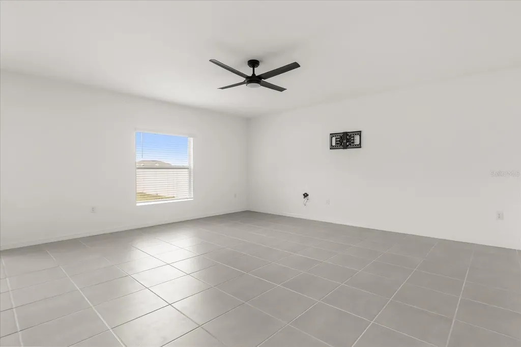 1138 Calico Pointe Circle Groveland FL 34736