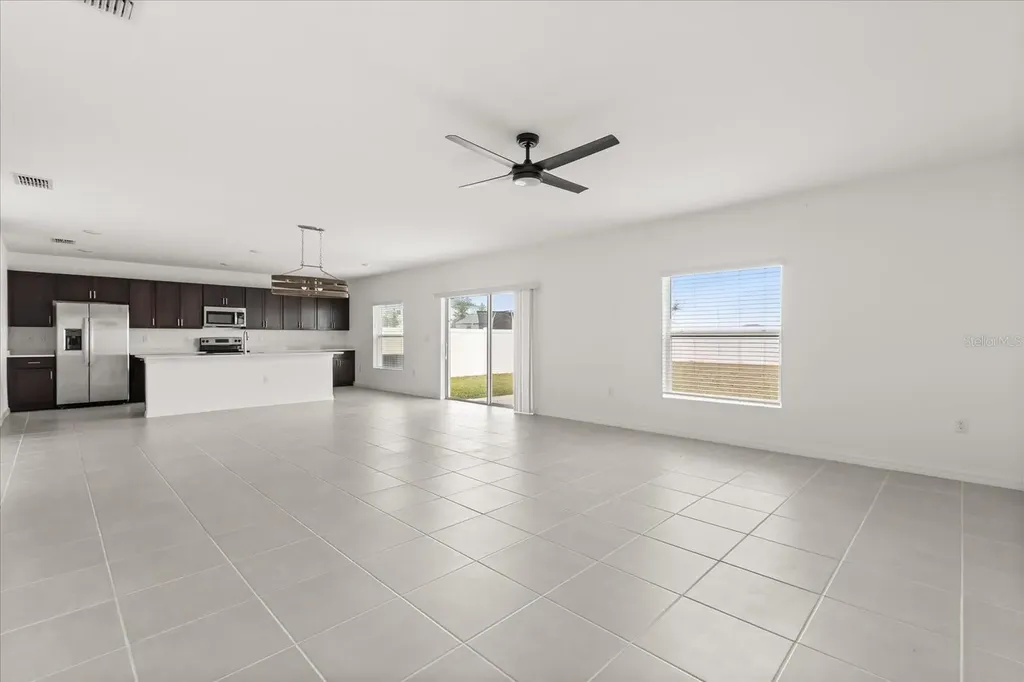 1138 Calico Pointe Circle Groveland FL 34736