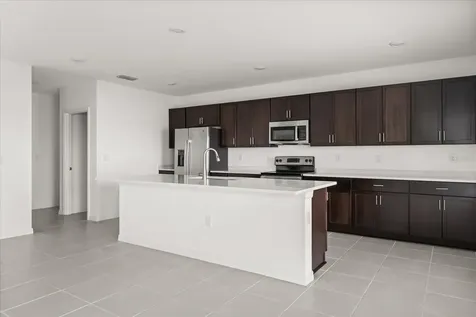 1138 Calico Pointe Circle Groveland FL 34736