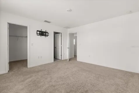 1138 Calico Pointe Circle Groveland FL 34736