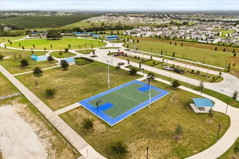 1138 Calico Pointe Circle Groveland FL 34736