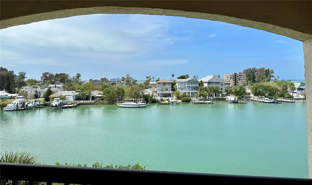 12500 Capri Circle N Treasure Island FL 33706
