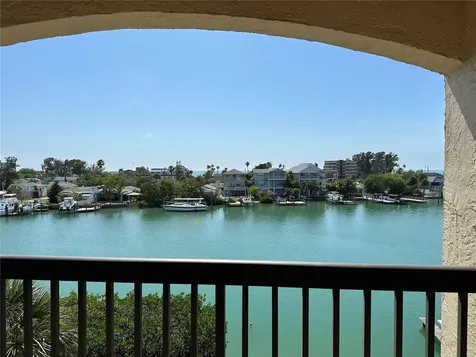 12500 Capri Circle N Treasure Island FL 33706