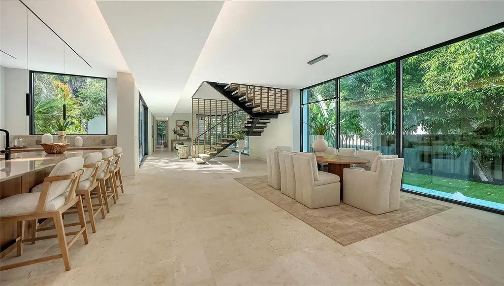 1642 Bahia Vista Street Sarasota FL 34239