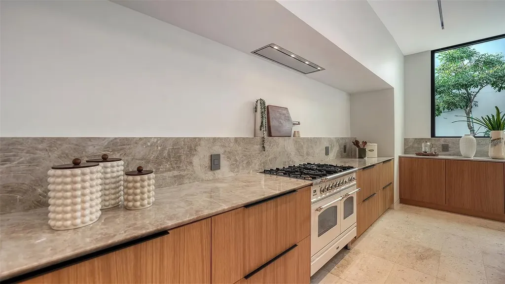 1642 Bahia Vista Street Sarasota FL 34239