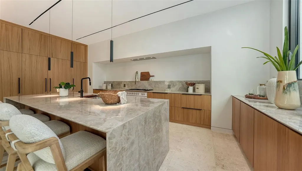 1642 Bahia Vista Street Sarasota FL 34239