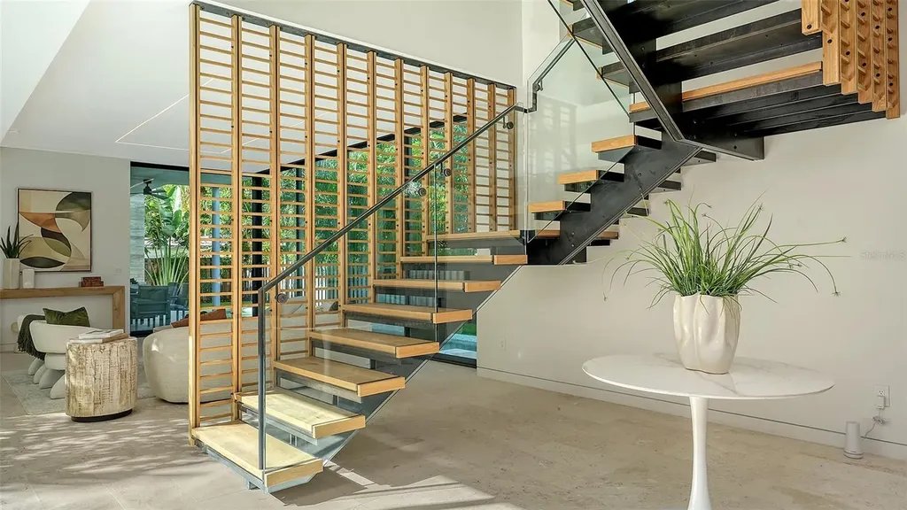 1642 Bahia Vista Street Sarasota FL 34239