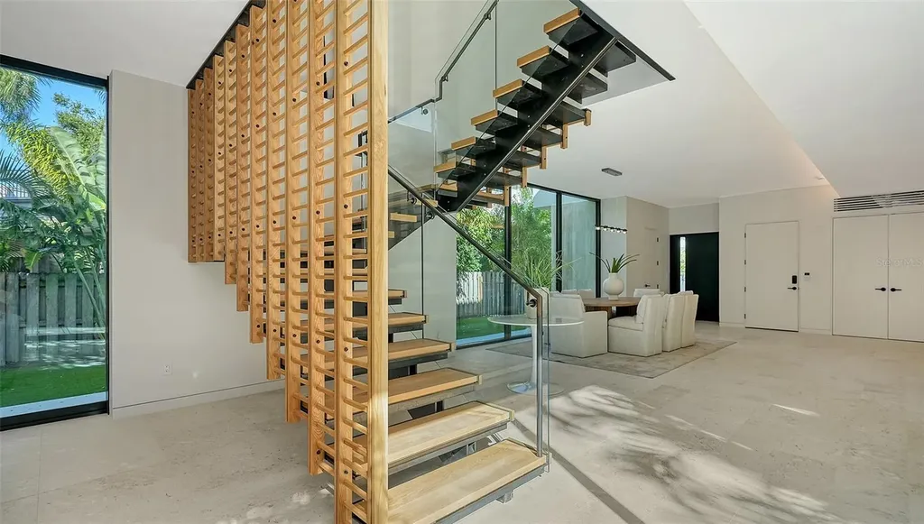 1642 Bahia Vista Street Sarasota FL 34239