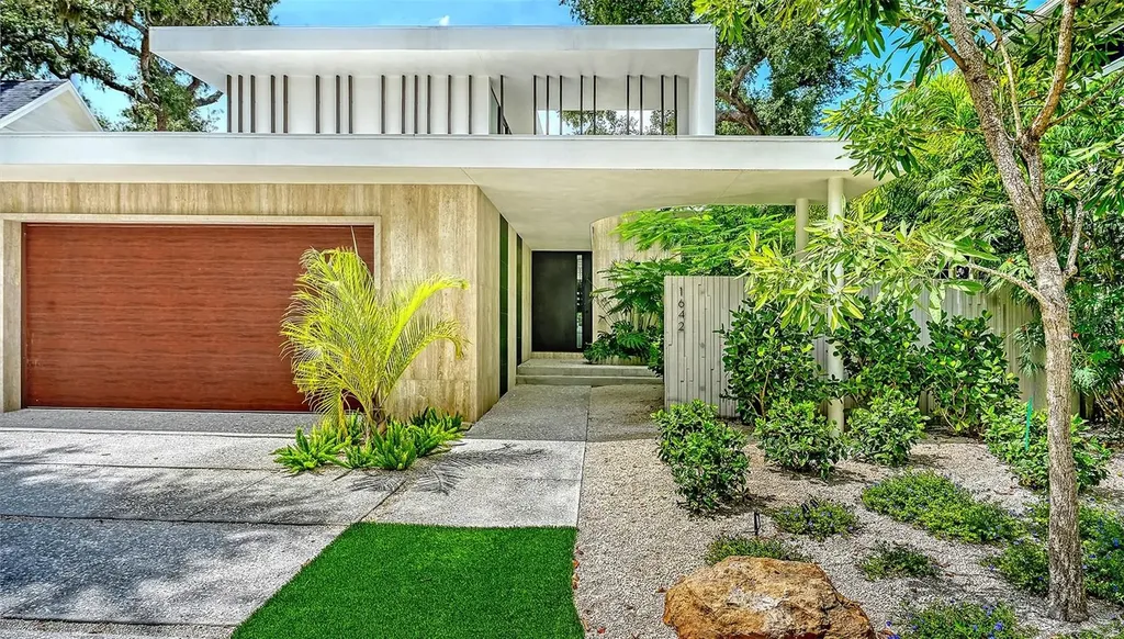 1642 Bahia Vista Street Sarasota FL 34239