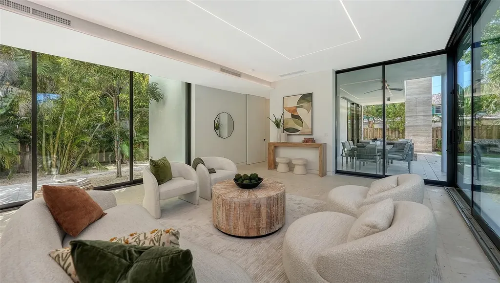 1642 Bahia Vista Street Sarasota FL 34239