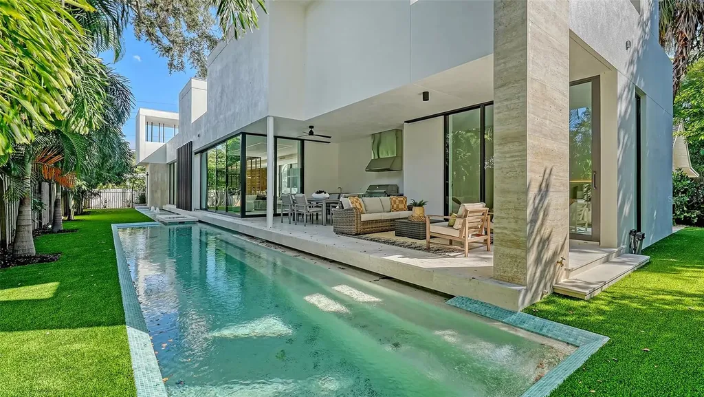 1642 Bahia Vista Street Sarasota FL 34239