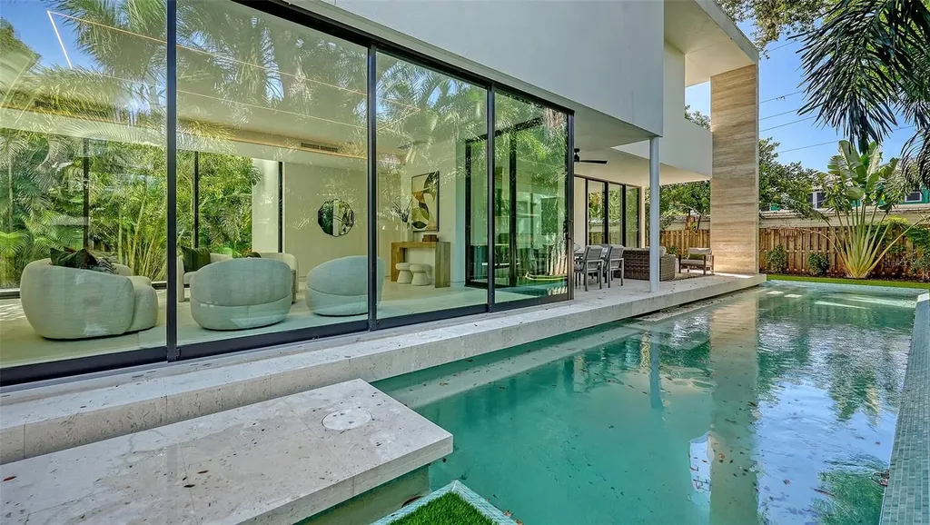 1642 Bahia Vista Street Sarasota FL 34239