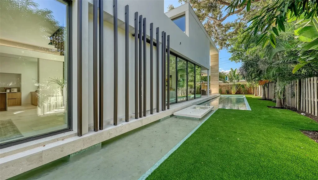 1642 Bahia Vista Street Sarasota FL 34239