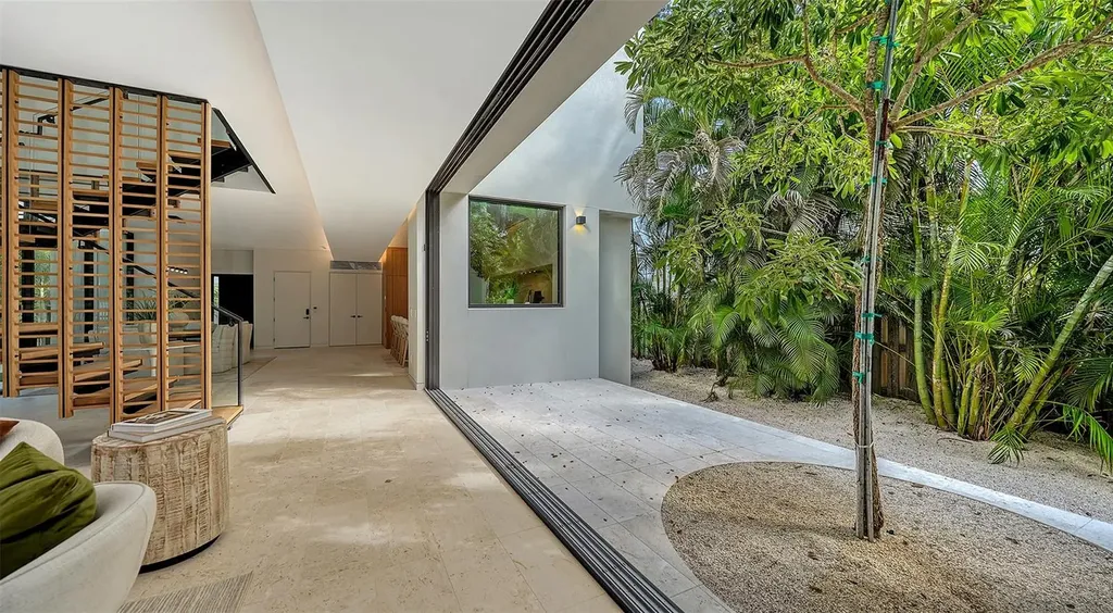 1642 Bahia Vista Street Sarasota FL 34239