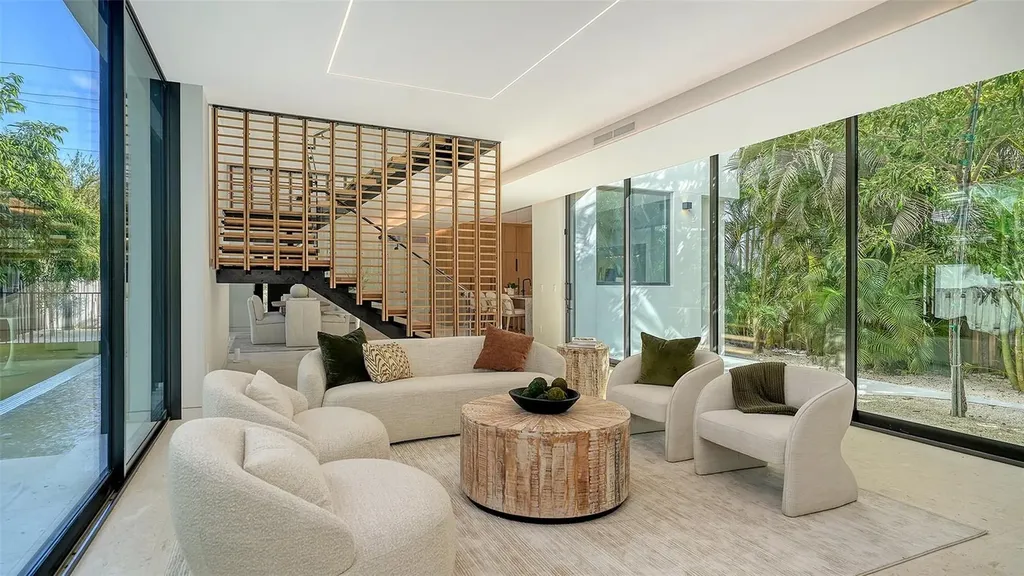 1642 Bahia Vista Street Sarasota FL 34239