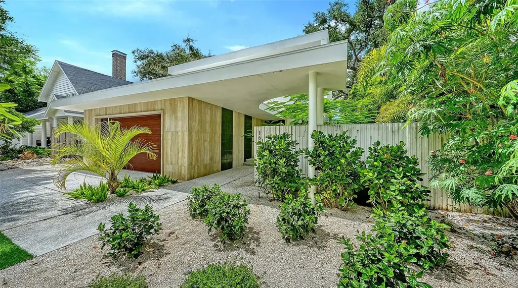 1642 Bahia Vista Street Sarasota FL 34239
