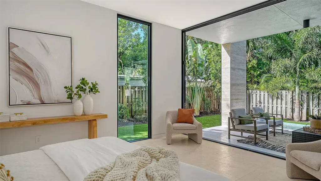 1642 Bahia Vista Street Sarasota FL 34239