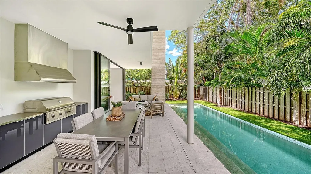 1642 Bahia Vista Street Sarasota FL 34239