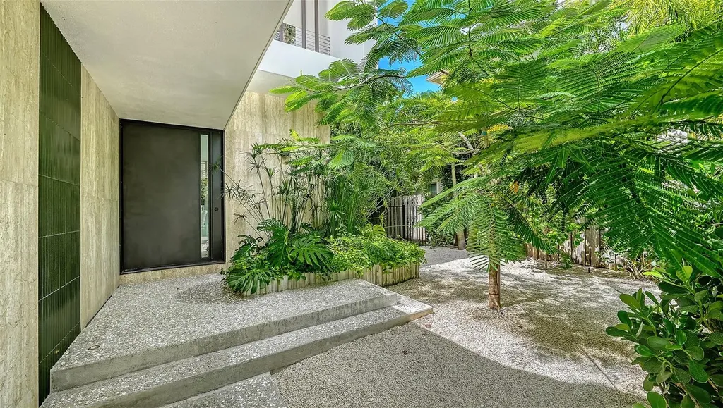 1642 Bahia Vista Street Sarasota FL 34239