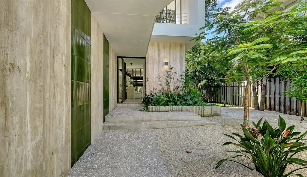 1642 Bahia Vista Street Sarasota FL 34239