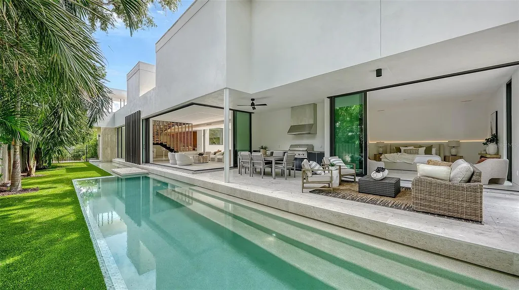 1642 Bahia Vista Street Sarasota FL 34239