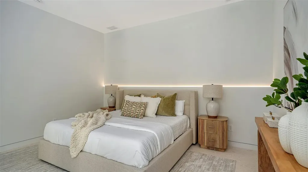 1642 Bahia Vista Street Sarasota FL 34239