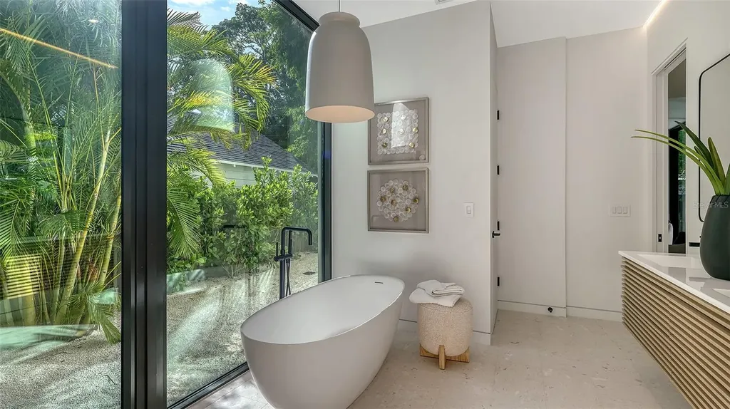 1642 Bahia Vista Street Sarasota FL 34239