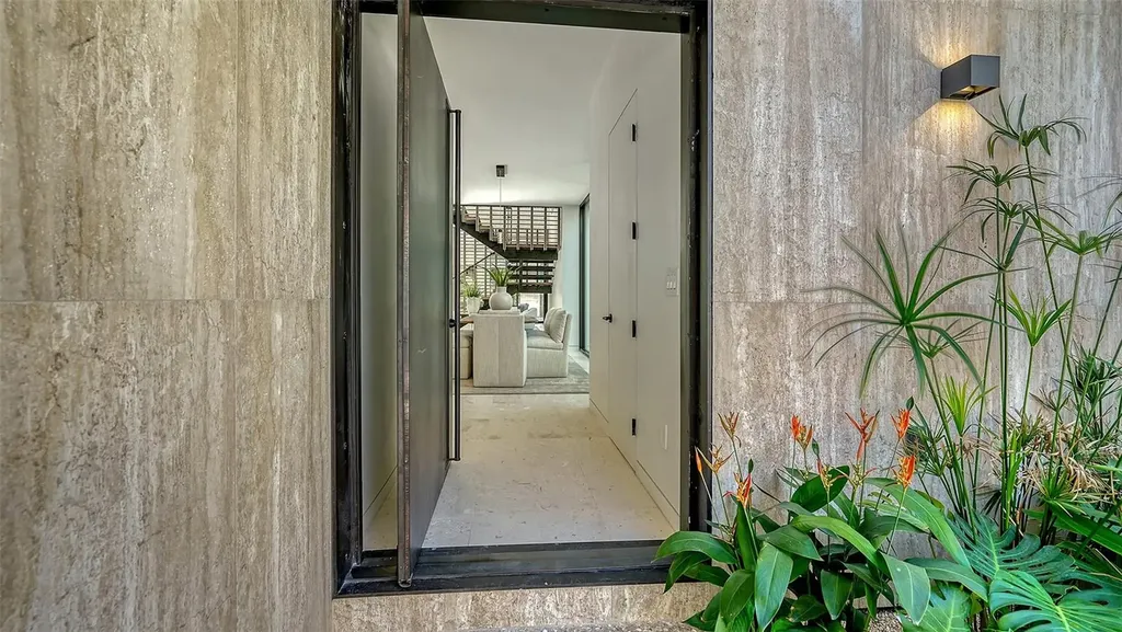 1642 Bahia Vista Street Sarasota FL 34239