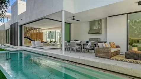 1642 Bahia Vista Street Sarasota FL 34239