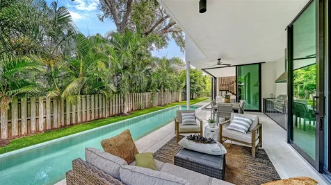 1642 Bahia Vista Street Sarasota FL 34239