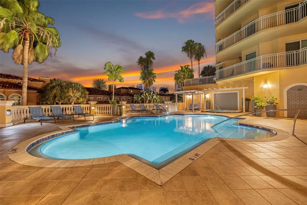 555 5th Avenue NE St Petersburg FL 33701