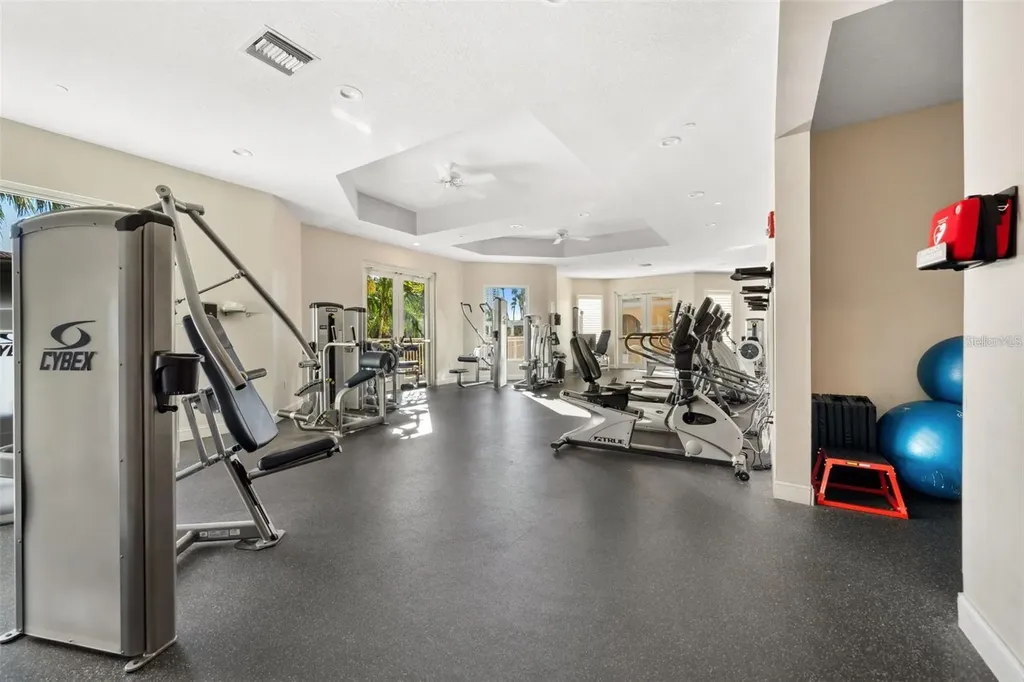 555 5th Avenue NE St Petersburg FL 33701