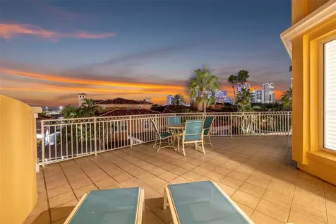 555 5th Avenue NE St Petersburg FL 33701
