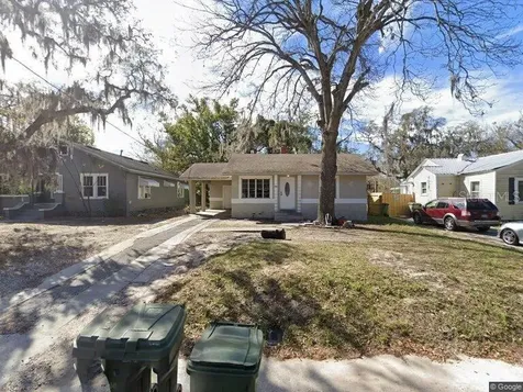 1805 High Street Leesburg FL 34748