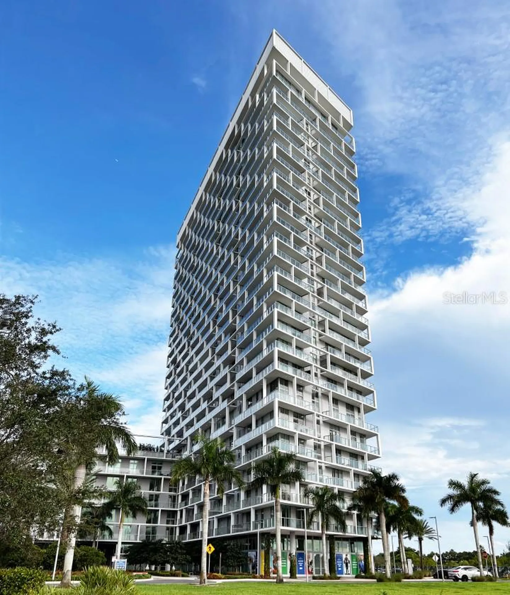 2,000 Metropica Way Sunrise FL 33323