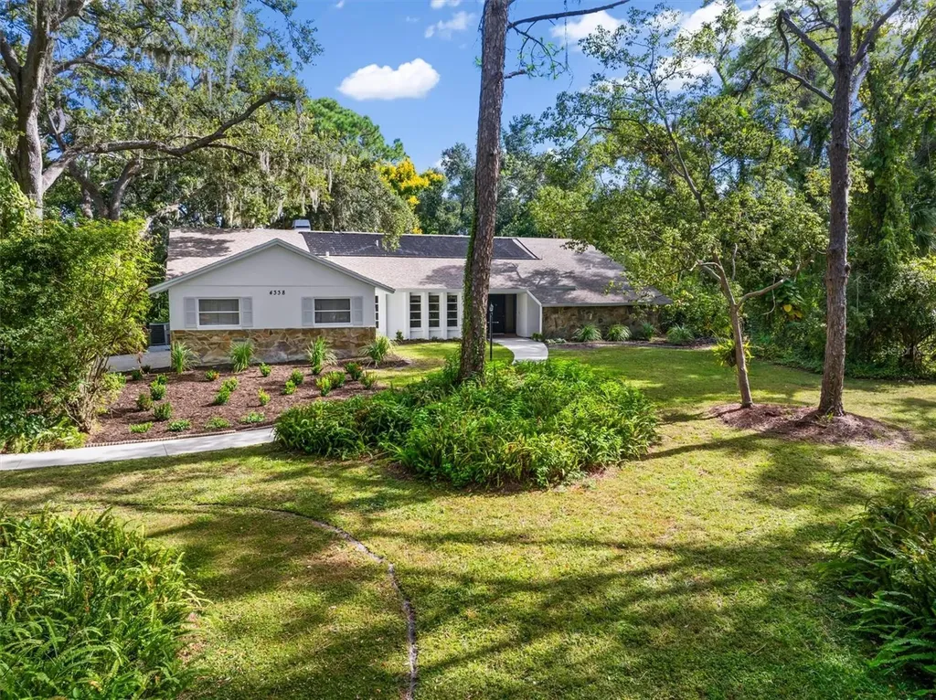 4338 Lost Forest Lane Sarasota FL 34235