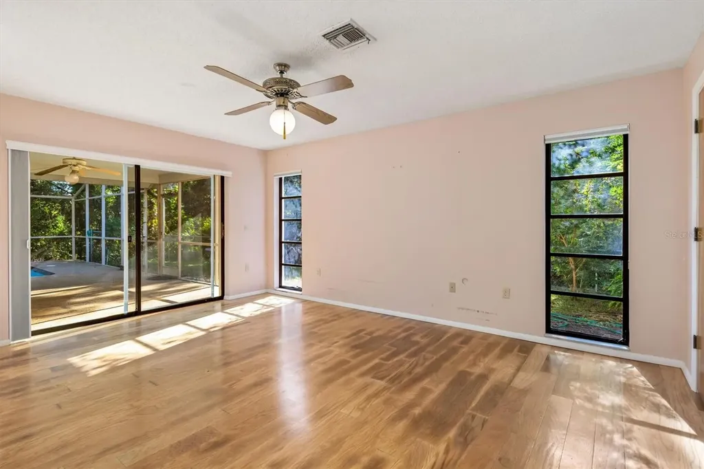 4338 Lost Forest Lane Sarasota FL 34235